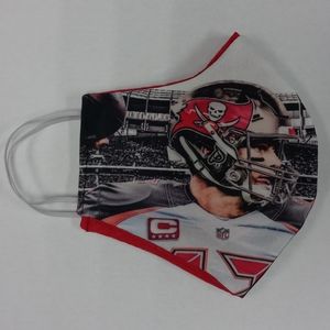 Brady Gronk Bucs mask 3-pack (new)